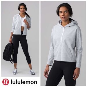 LULULEMON | Minimal Hoodie in Heathered Power Grey